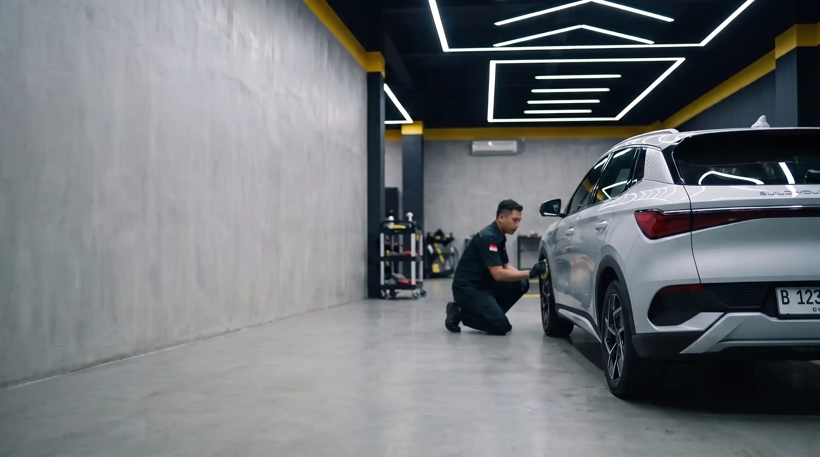 TJM Repaint & Repair Center